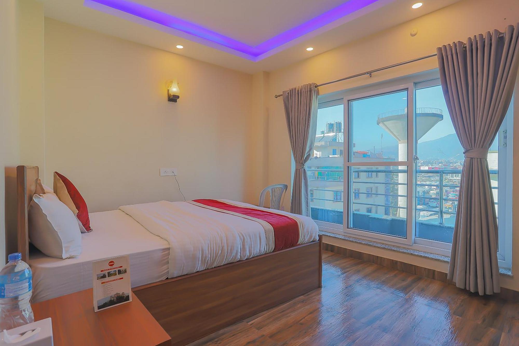 Oyo 799 Hotel Tik Tok Pvt Ltd. Катманду Екстер'єр фото