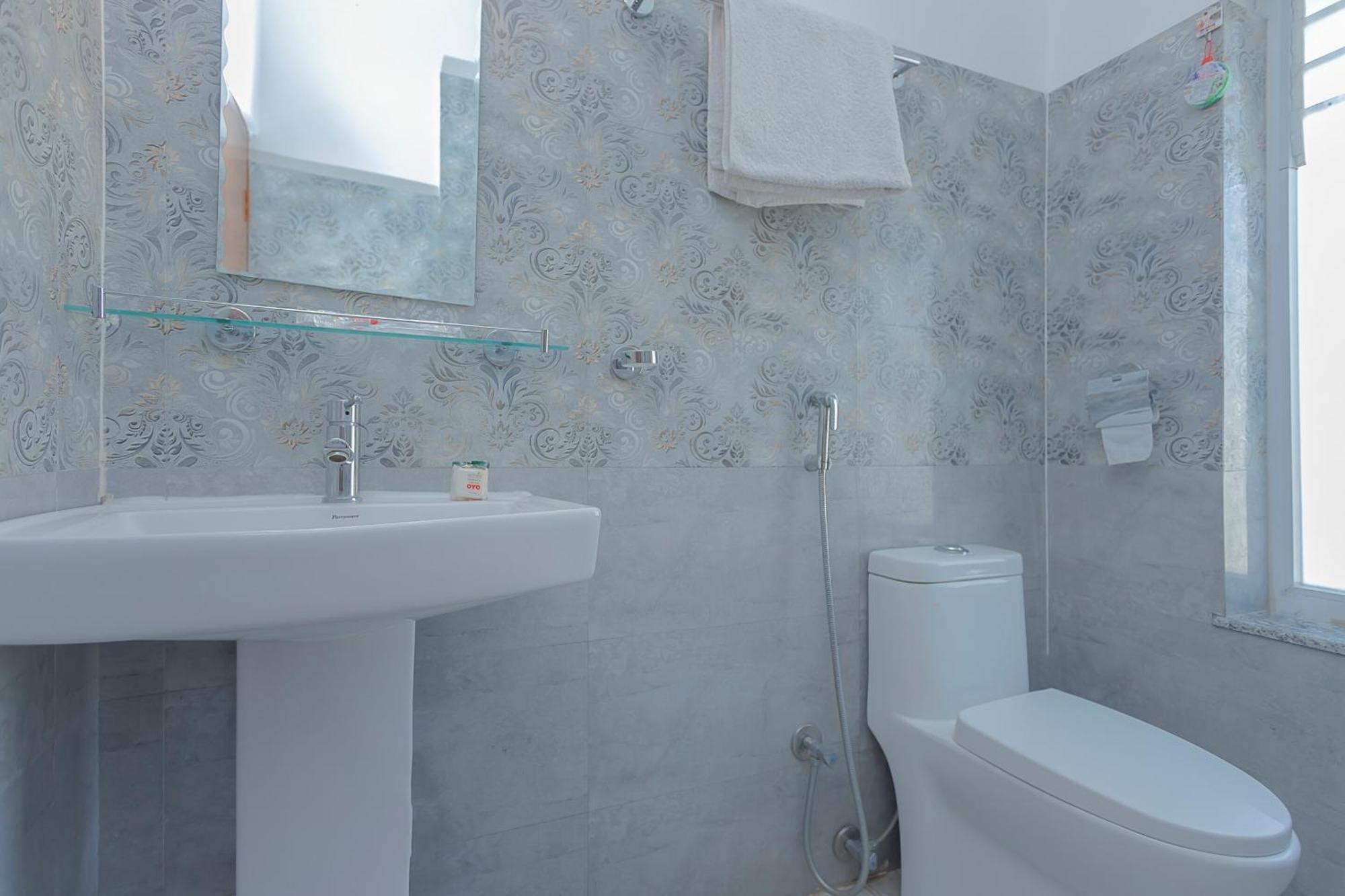 Oyo 799 Hotel Tik Tok Pvt Ltd. Катманду Екстер'єр фото