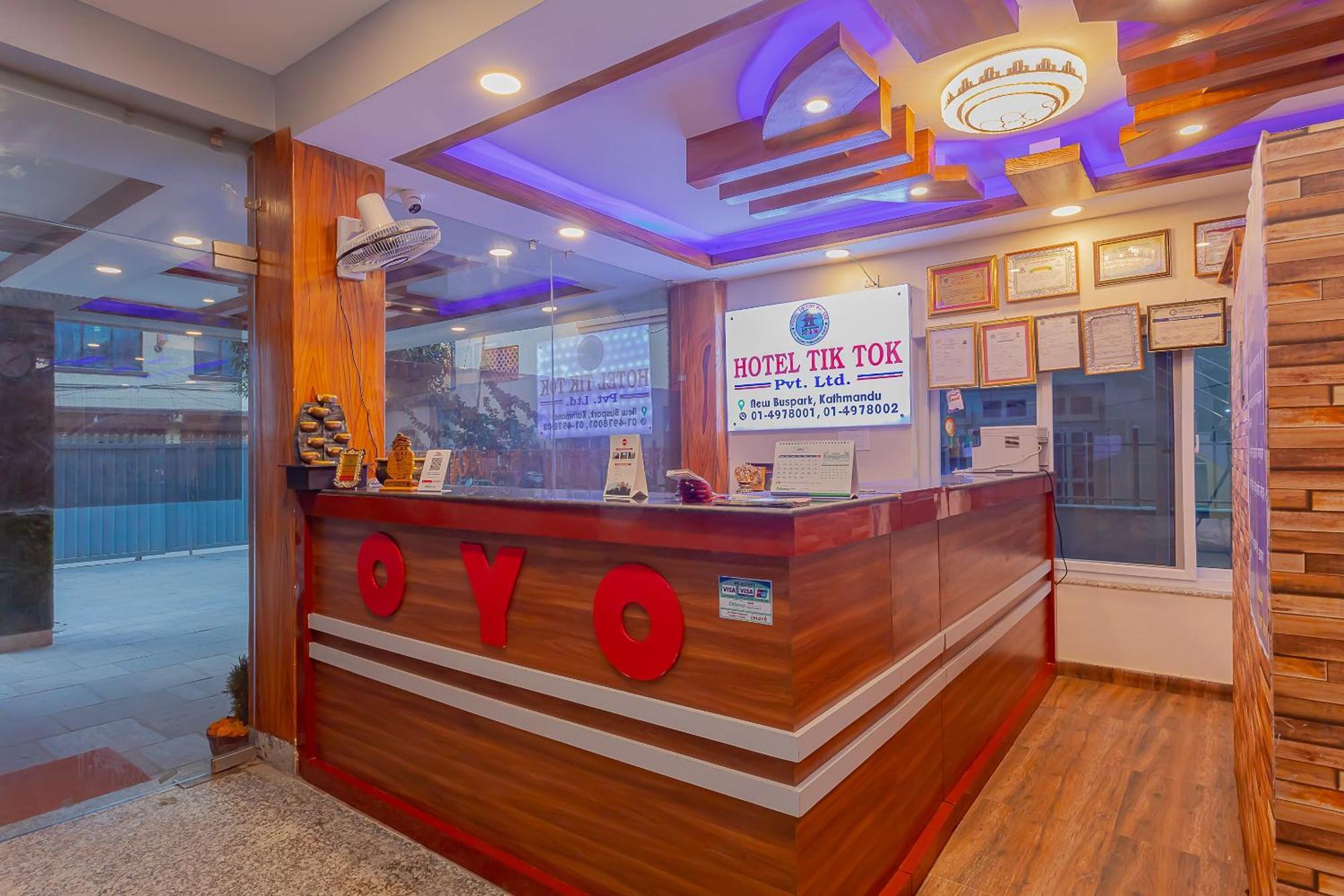 Oyo 799 Hotel Tik Tok Pvt Ltd. Катманду Екстер'єр фото