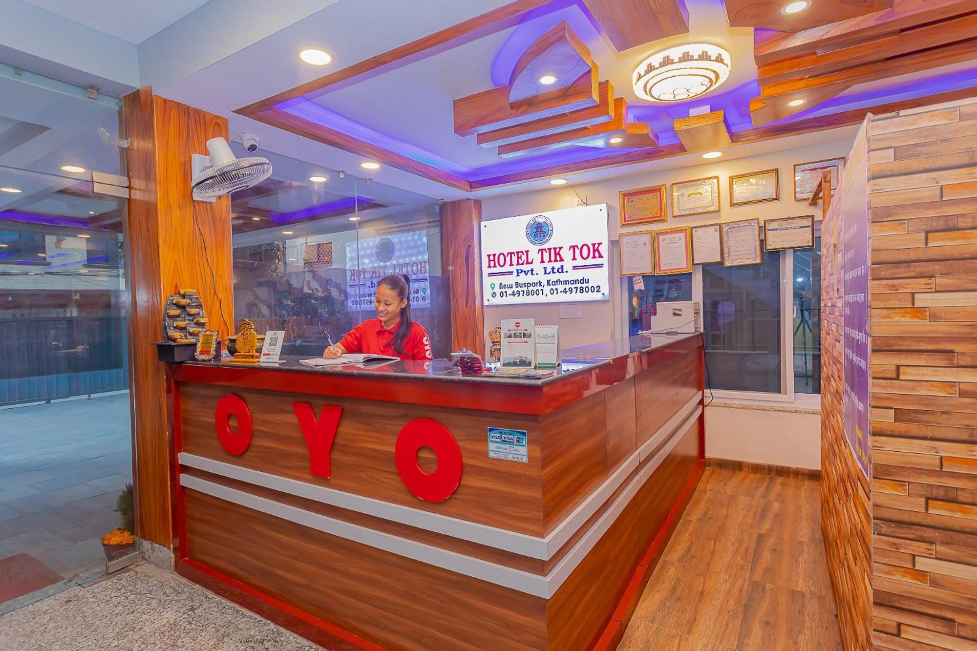 Oyo 799 Hotel Tik Tok Pvt Ltd. Катманду Екстер'єр фото