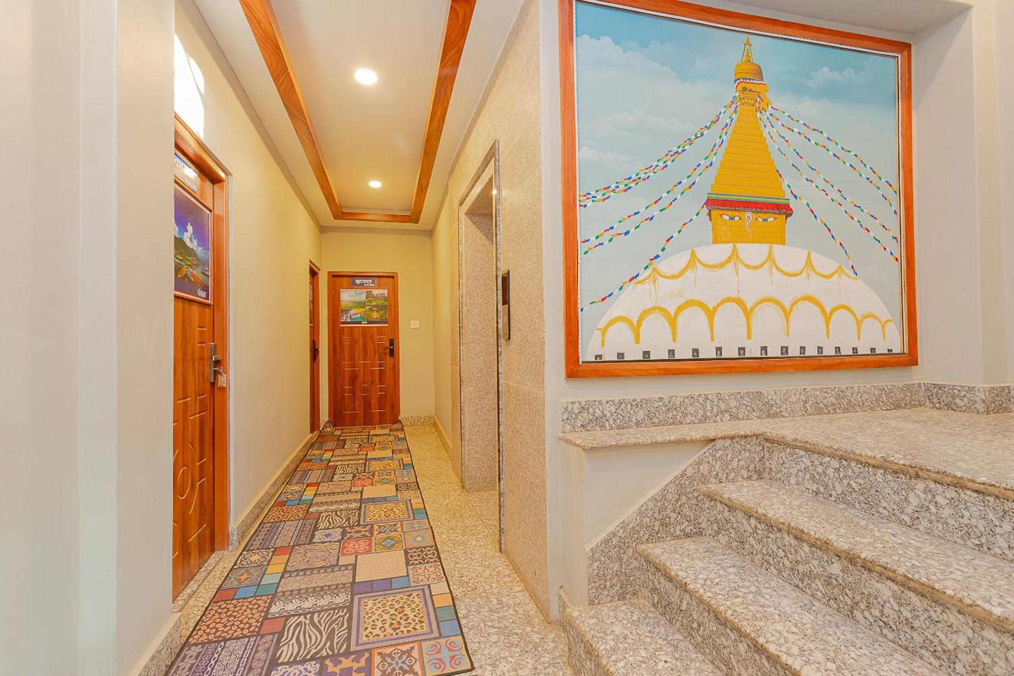 Oyo 799 Hotel Tik Tok Pvt Ltd. Катманду Екстер'єр фото